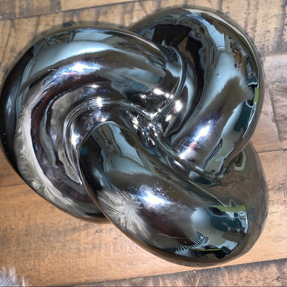 Home Decor Ceramic Chrome Color Knot - Picture 3 of 7
